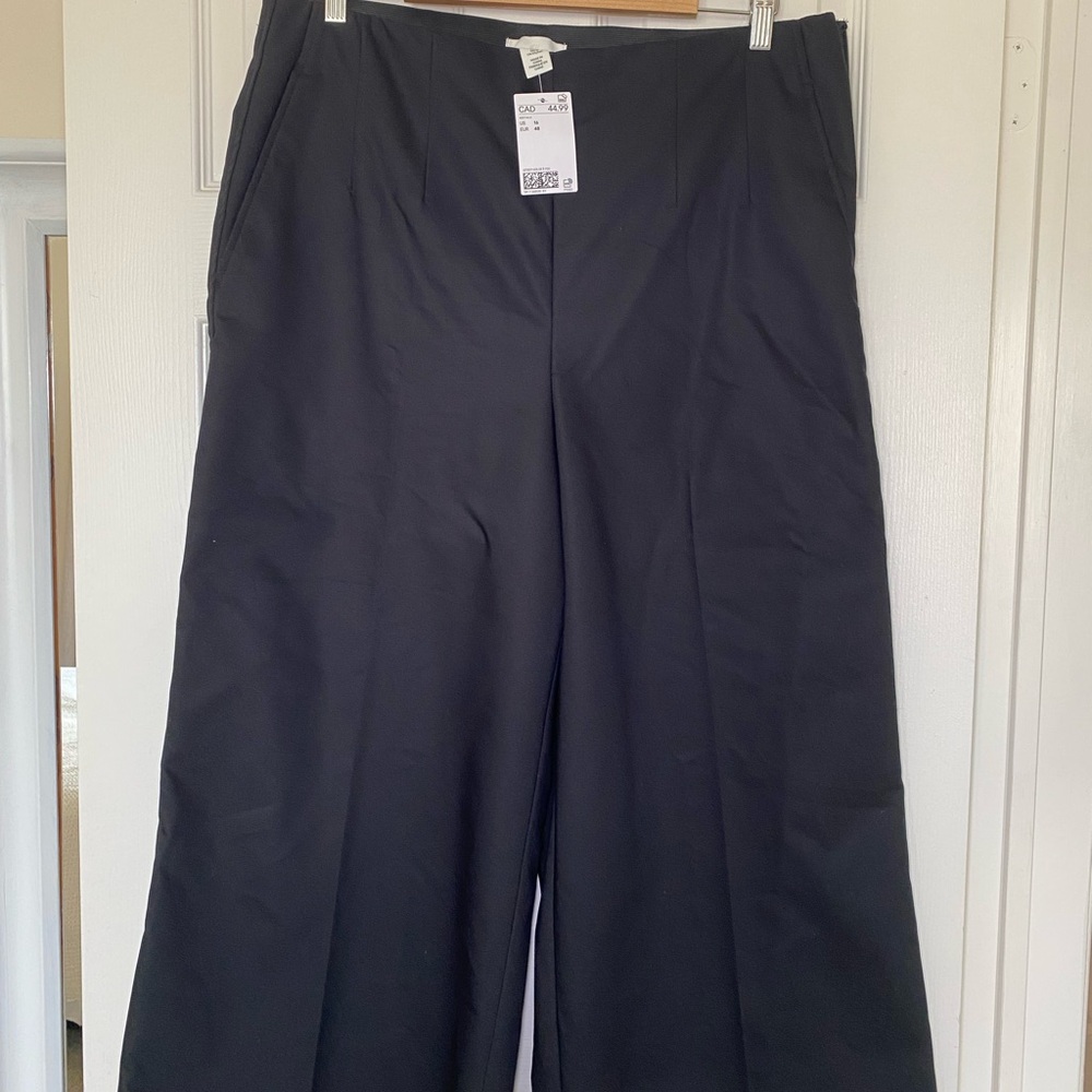 H&M Black Cropped Wide-Leg  Trousers
